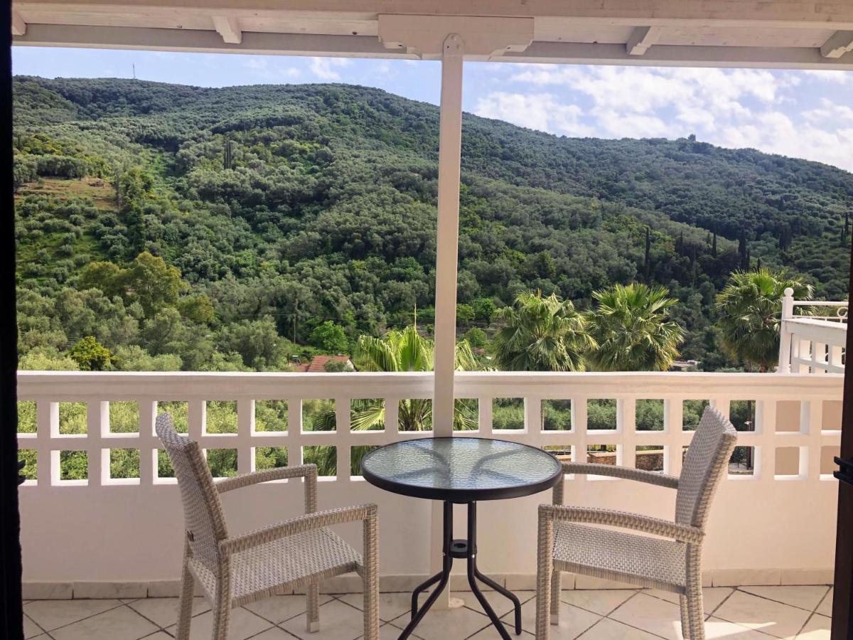 Golden Sun Lejlighedshotel Parga Eksteriør billede