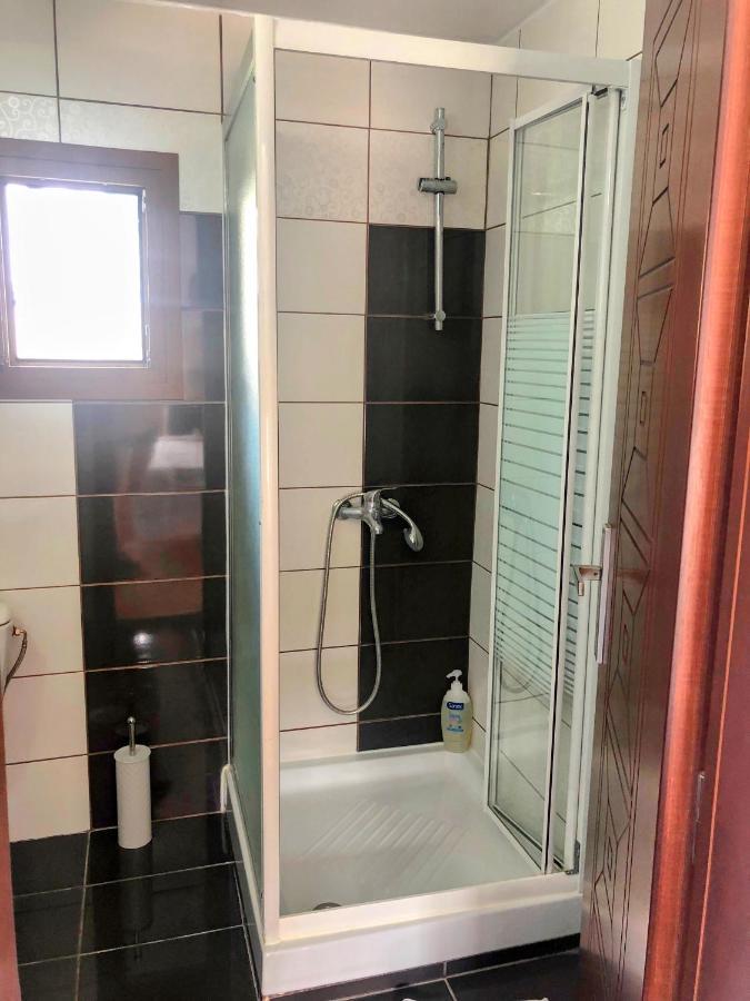 Golden Sun Lejlighedshotel Parga Eksteriør billede