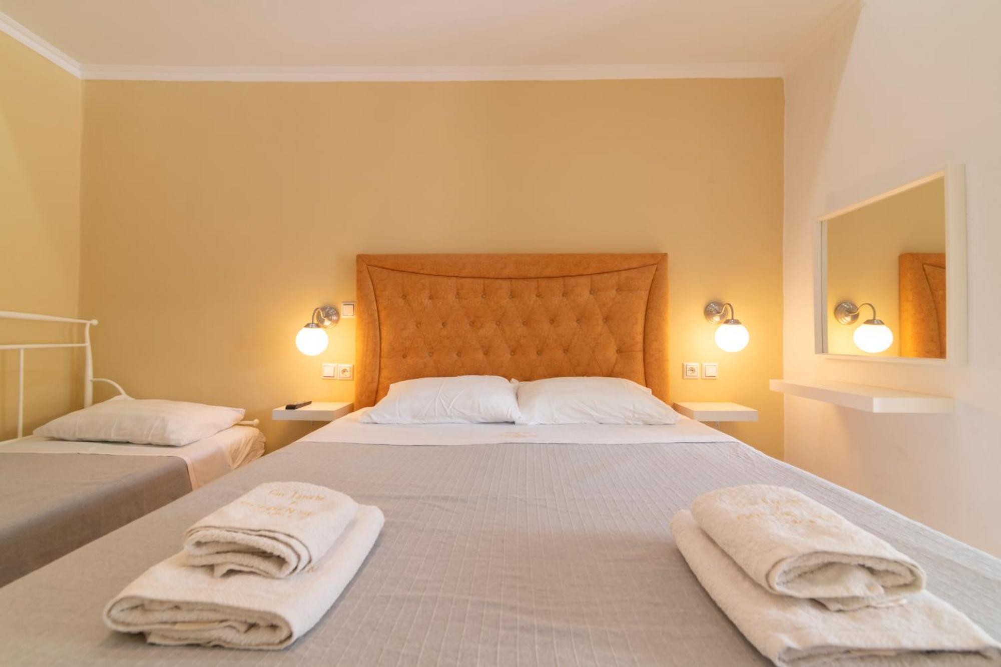 Golden Sun Lejlighedshotel Parga Eksteriør billede