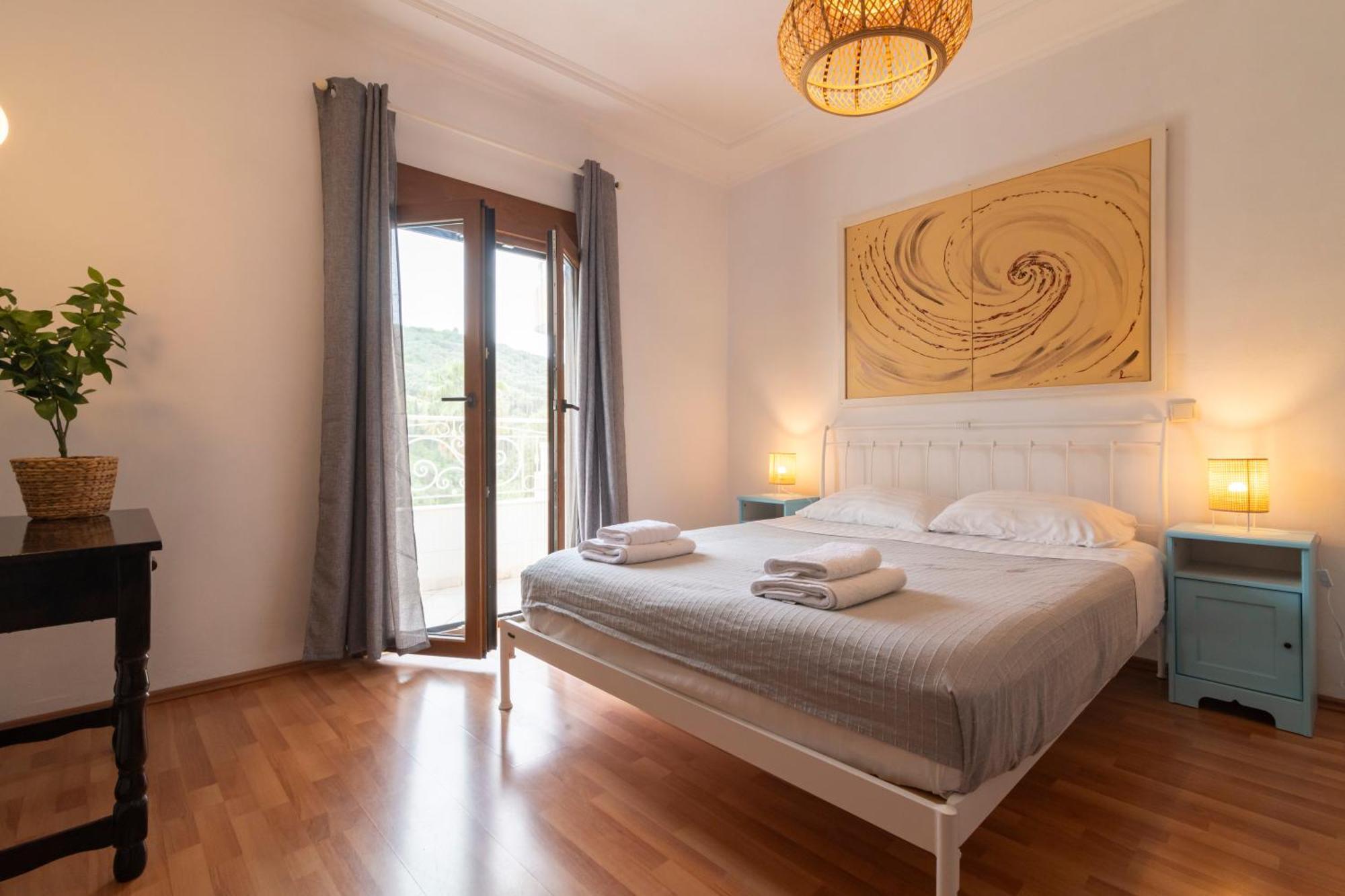 Golden Sun Lejlighedshotel Parga Eksteriør billede