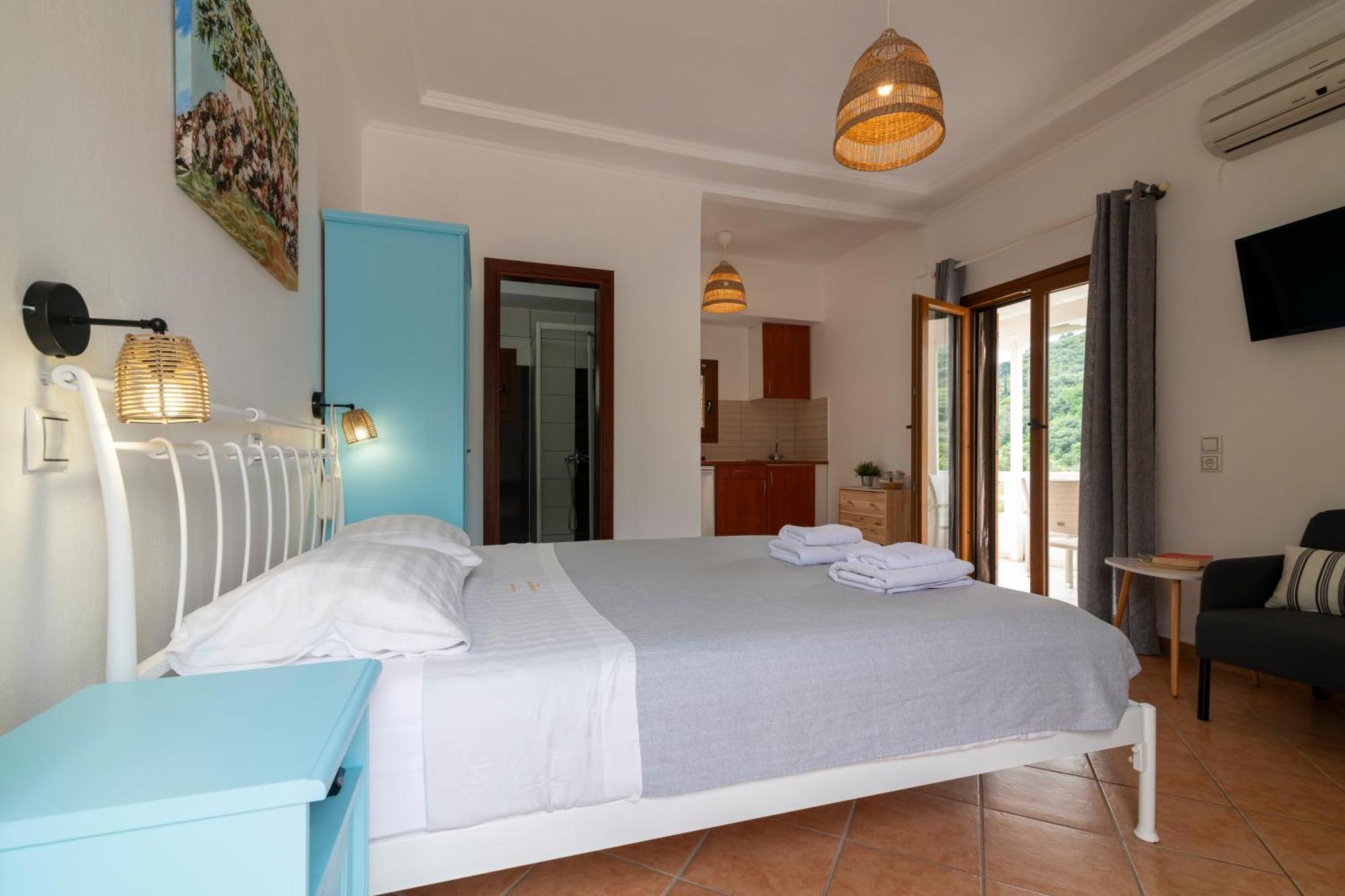 Golden Sun Lejlighedshotel Parga Eksteriør billede