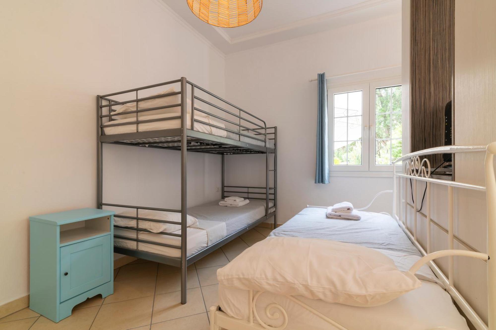 Golden Sun Lejlighedshotel Parga Eksteriør billede